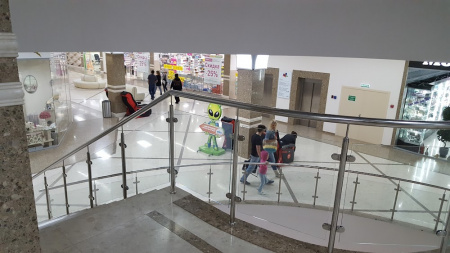 Карнавал, торговый центр