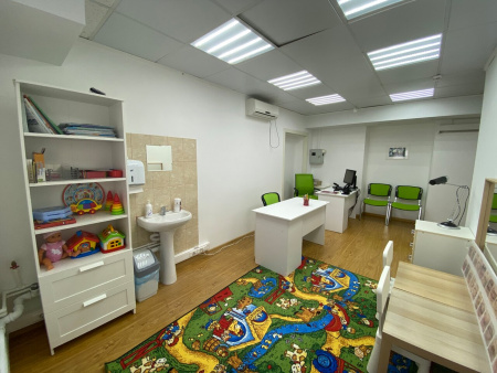 Семь Докторов, детский медицинский центр
